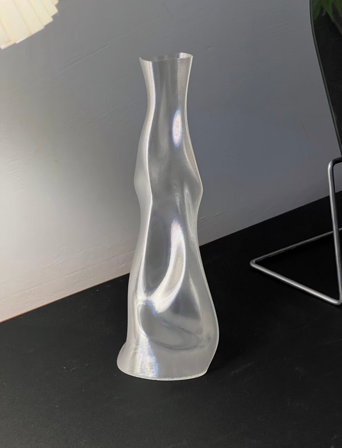 The Moonflow Vase