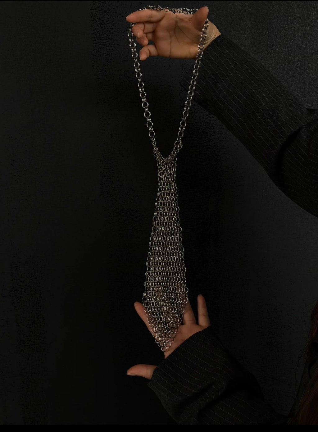 The Chain Tie